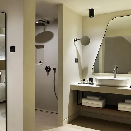 Aegon Retreat Hotel 5*