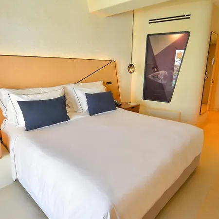 Aegon Retreat Mykonos Town