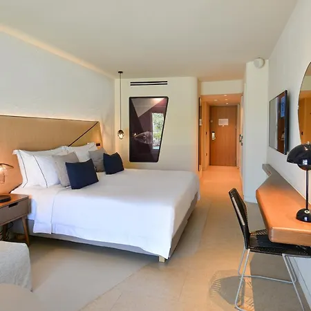 Aegon Retreat Mykonos Town